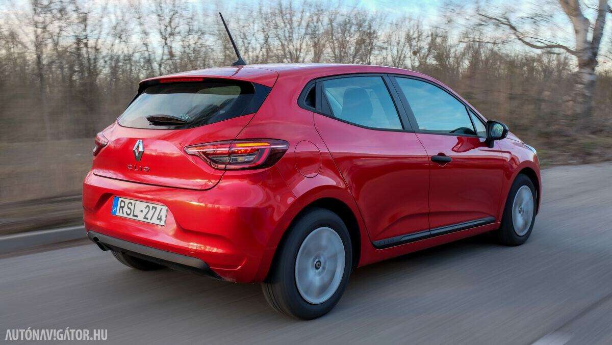 RENAULT CLIO