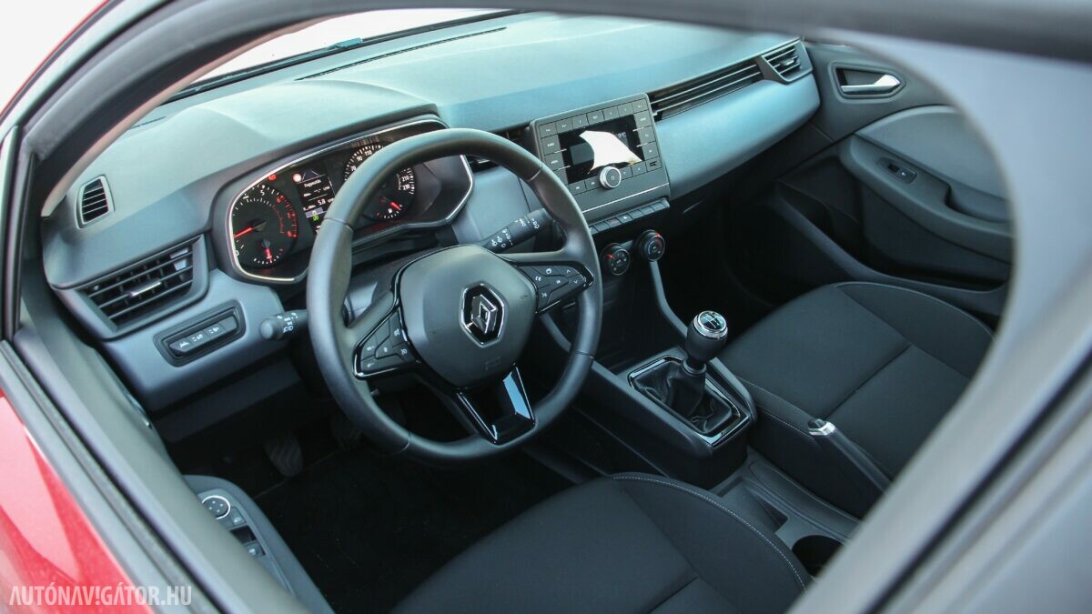 RENAULT CLIO