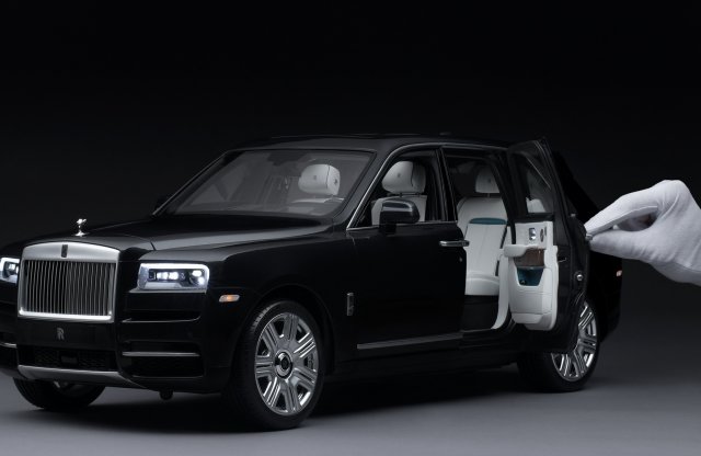 Suzuki áron új Rolls-Royce? Nem kacsa, de van egy kis csavar!