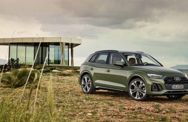 Szedán testvérének arcával frissült az Audi Q5