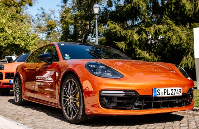 A világ legmenőbb kombija - Porsche Panamera GTS ST menetpróba