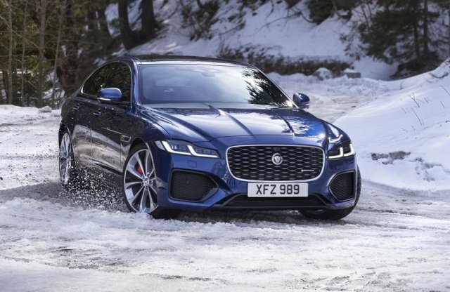 Lágy hibrid hajtáslánccal frissült a Jaguar XF és az XE is