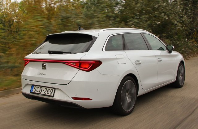 Vastagon fogott a ceruza az új SEAT Leon Kombi árazásánál is