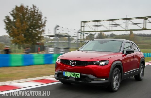 Állami támogatás nélkül is kiadja - Mazda MX-30 villámteszt