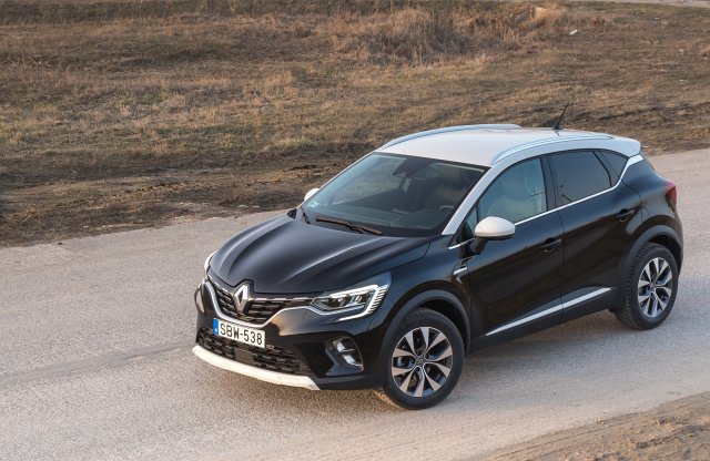 Mindent felülír a divat? - Renault Captur TCe 130 EDC