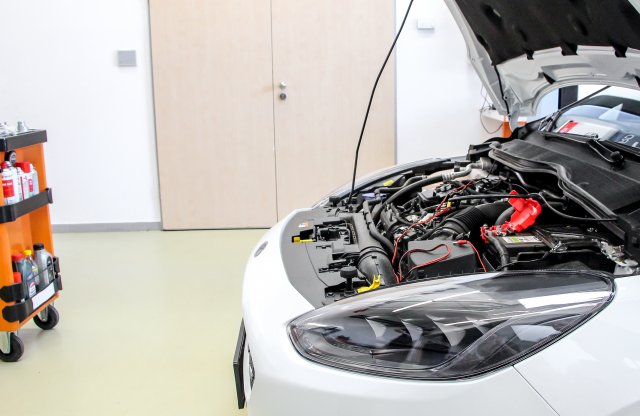 Már 1,5 millió motornál tart a romániai Ford gyár
