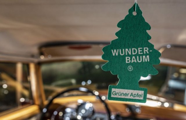 Minden taxi kötelező tartozéka: a Wunder-Baum rövid története