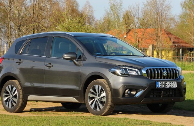 Legény a gáton - Suzuki SX4 S-Cross Hybrid automata