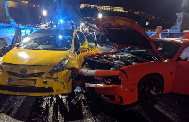 Ittas, KGFB-vel nem rendelkező kalóztaxis okozott balesetet