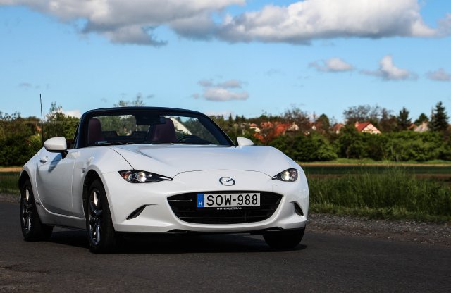 Játékot a születésnapra! - Mazda MX-5 G132 Edition 100 teszt