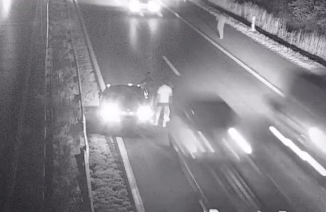 Videó: mit NE csinálj, ha véletlenül az autópályán koccannál