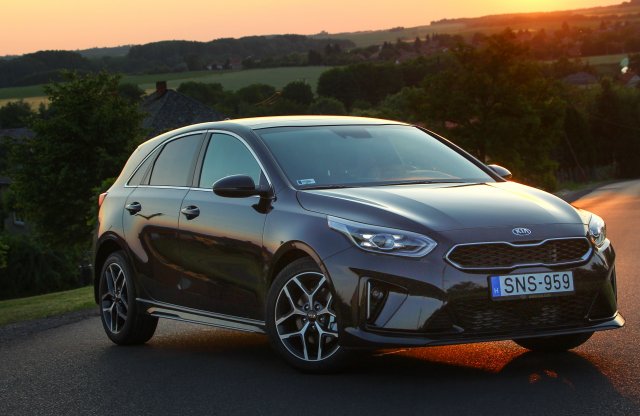 Új motor, régi értékek - Kia Ceed 1.5 GT Line