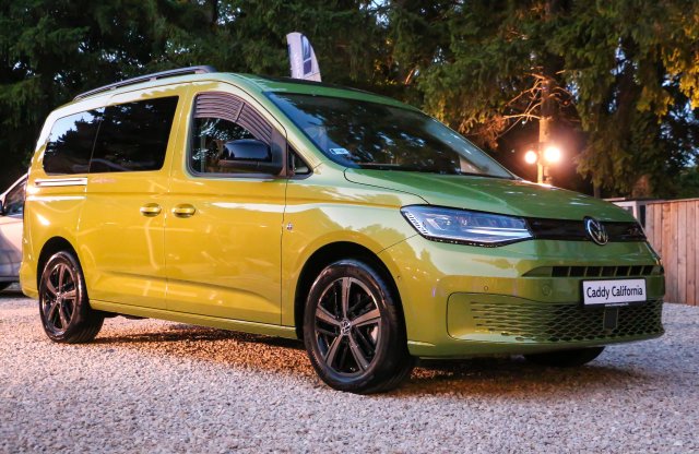 Kis pénz, kis California? Íme a VW kisebbik guruló kempingsátra!