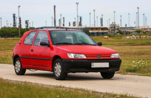 Ingyen volt, akkor se kéne? Pedig ez a 25 éves 306 tényleg jó!