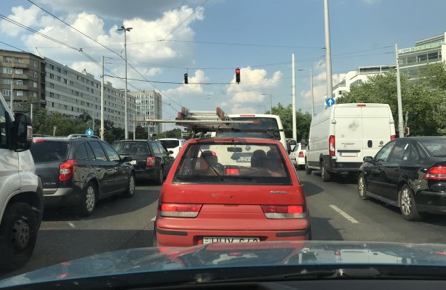 500 forintos dugódíjat javasol a Levegő Munkacsoport