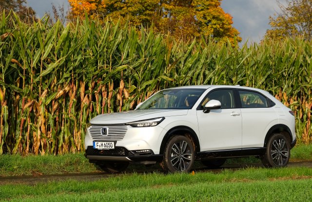 Belül tágasabb - vezettük az új Honda HR-V-t