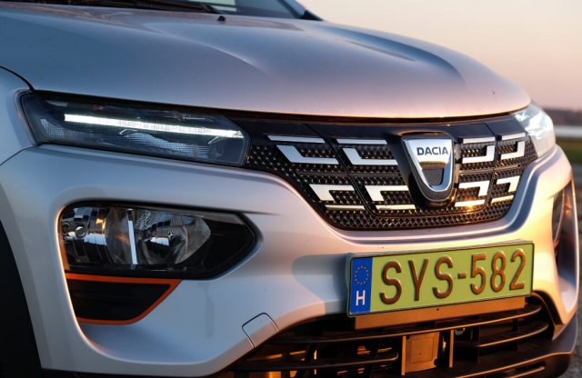 A Dacia Spring nyerte az Autobest díjat