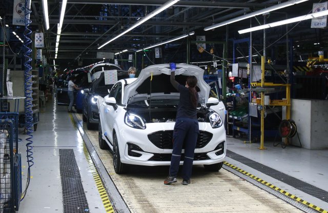 Ezt látnod kell: beálltunk Ford Pumákat gyártani!