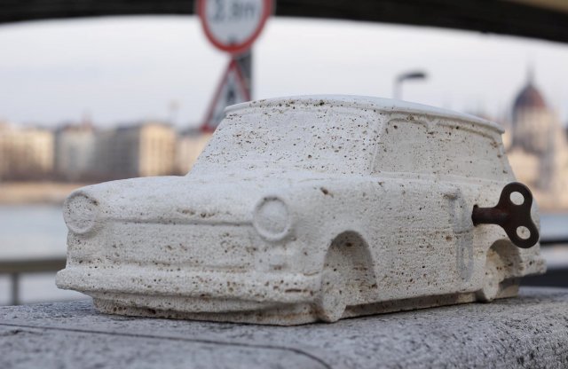 Nem csak papírból készülhet Trabant!