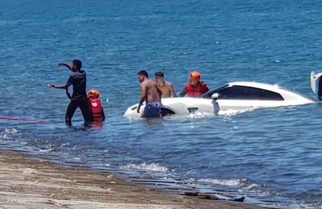 A Dacia után egy GT-R-t is megúsztatott a tulaja