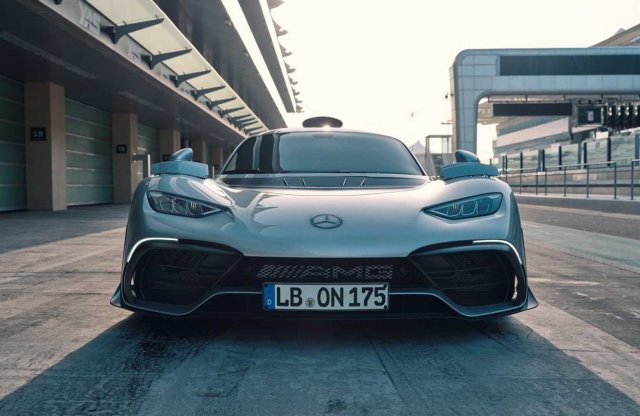 5 év után hivatalosan is bemutatták a Mercedes One-t