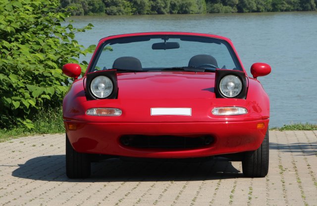 NA, ez is egyre drágább! - Mazda MX-5 használtteszt
