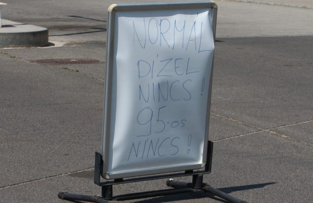 Nem érkezik olaj Oroszország felől! Kilőnek a villanyautó árak?