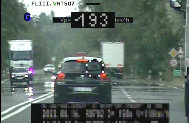 90 helyett 193 km/órával hajtott - mutatjuk a büntetését