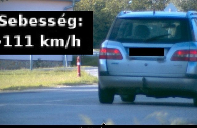 Minek Audi? Stilóval és Vitarával is döntenek trafirekordot!