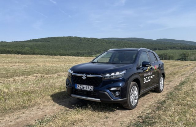 Suzuki frissítés, dögös Astra, lebukott Toyota