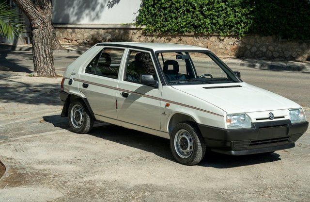 Tízmillió forintért kelt el a mesés állapotú Skoda Favorit