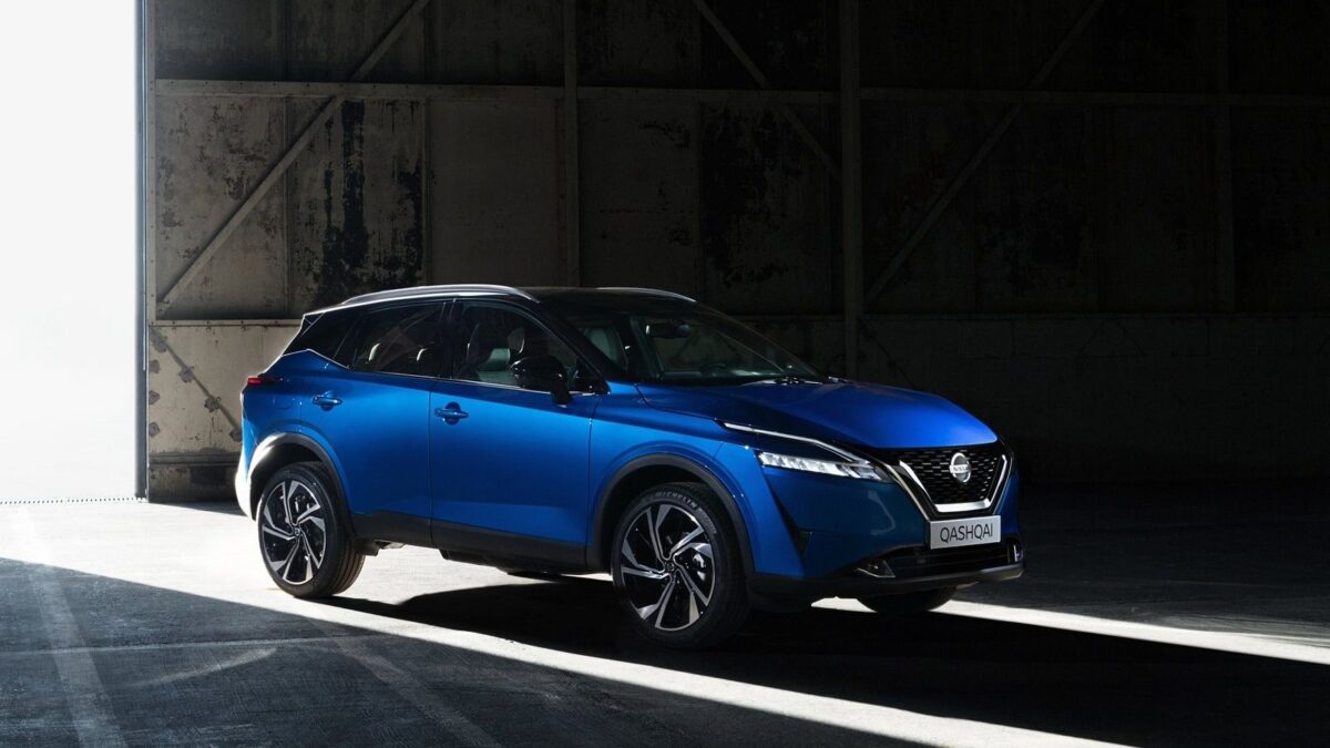 NISSAN