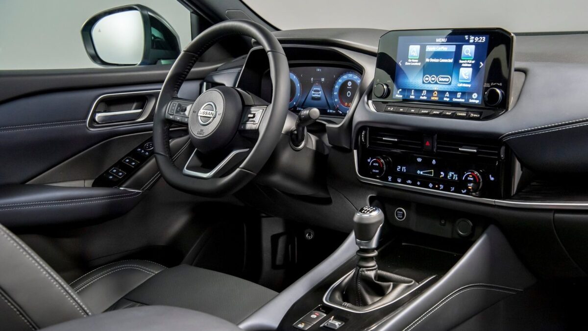NISSAN