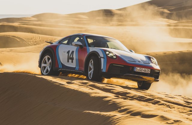 Retro fóliákat kínál a Porsche a terep-911-hez