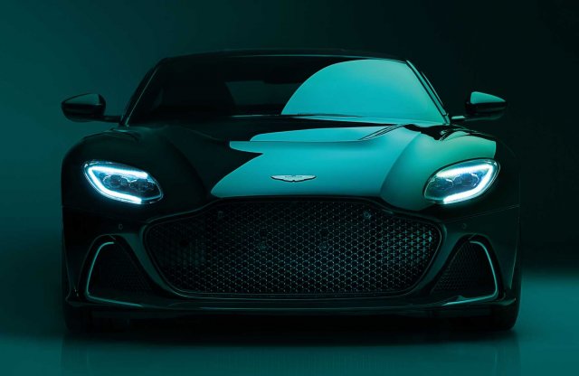 759 lóerővel búcsúzik az Aston Martin DBS