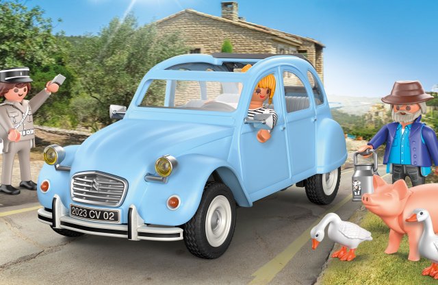Múltidézésre hív kicsiket és nagyokat a Citroën és a Playmobil