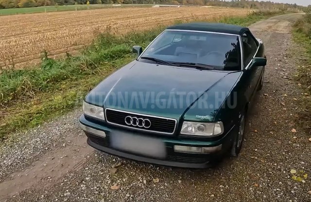 Ilyen a 240 km/h egy 24 éves Audi kabrióval a német autópályán!