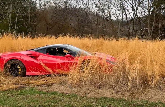 Csak azért vett 140 milliós Ferrarit, hogy tönkretegye