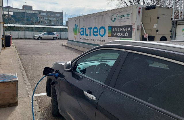 Mi köze egy gázerőműnek az Opel villanyautóihoz?