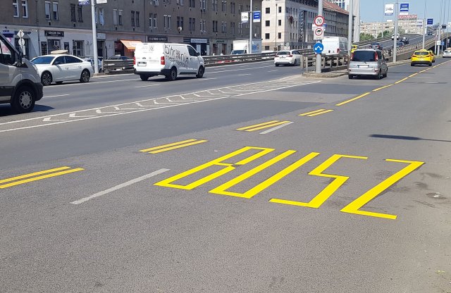 Mikor tűnik el a buszsáv a Váci útról?