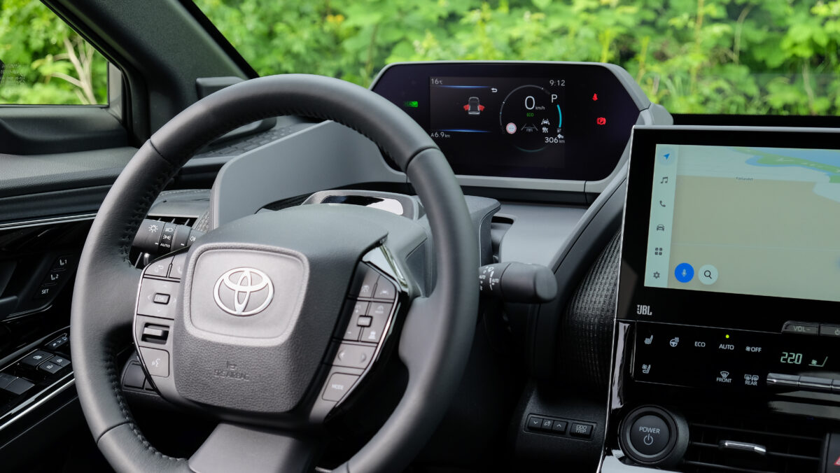 TOYOTA