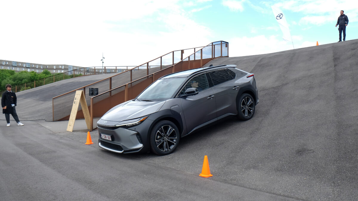 TOYOTA