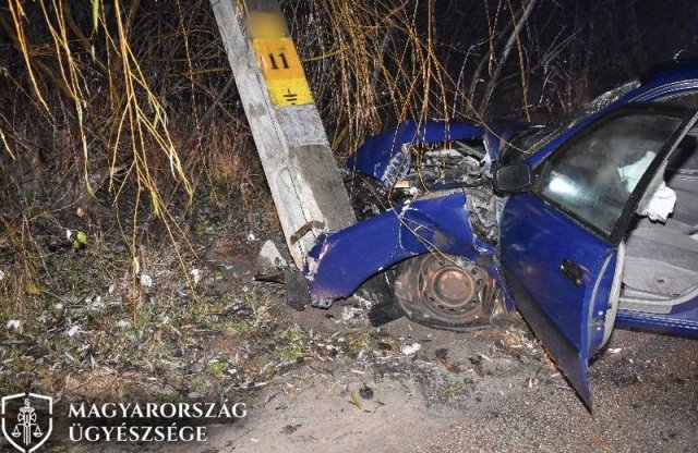 Az ittas sofőr miatt 2300 háztartás maradt sötétben