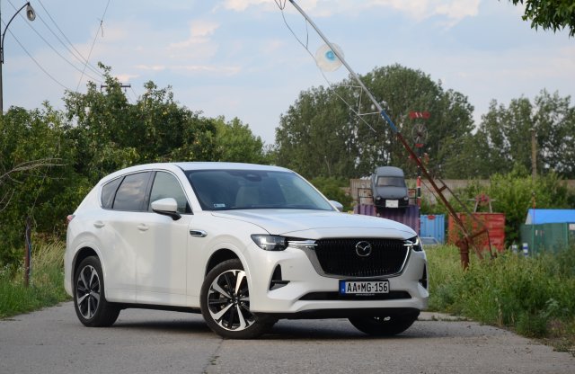 Gázolajjal igazán isteni a CX-60!