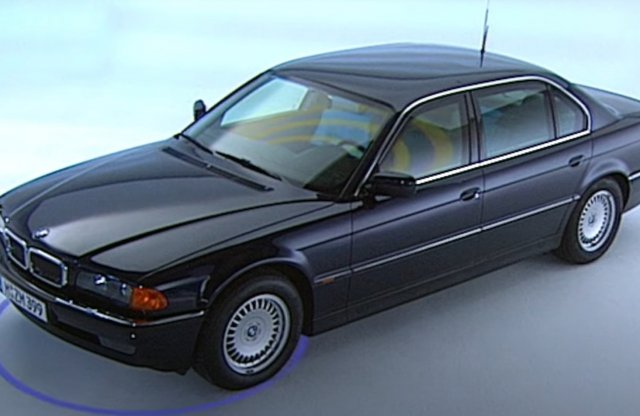 Golyóálló 7-es BMW 1999-ből: vajon akkor még mást jelentett?