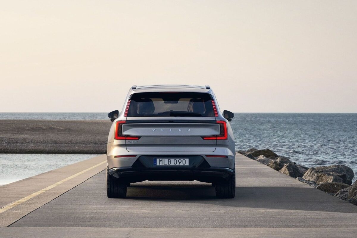 VOLVO
