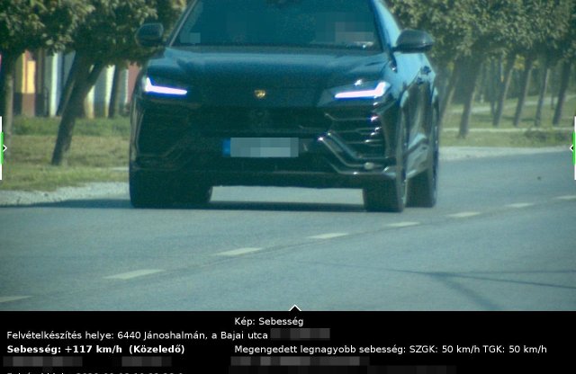Mutatjuk mennyivel száguldott át egy Urus Jánoshalmán!