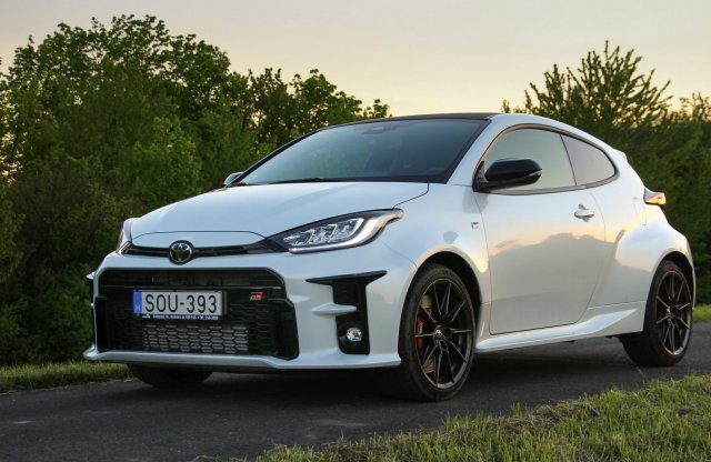 Tényleg jöhet a 300 lóerős GR Yaris?