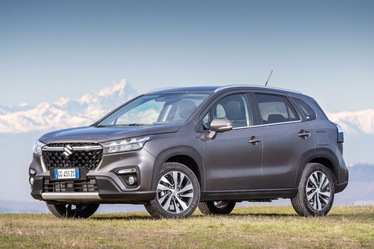 SUZUKI S-CROSS