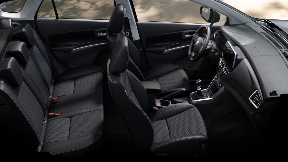 SUZUKI S-CROSS